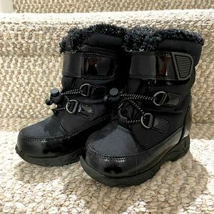 Toddler winter boots size 7